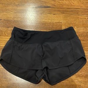 Lululemon shorts size 4